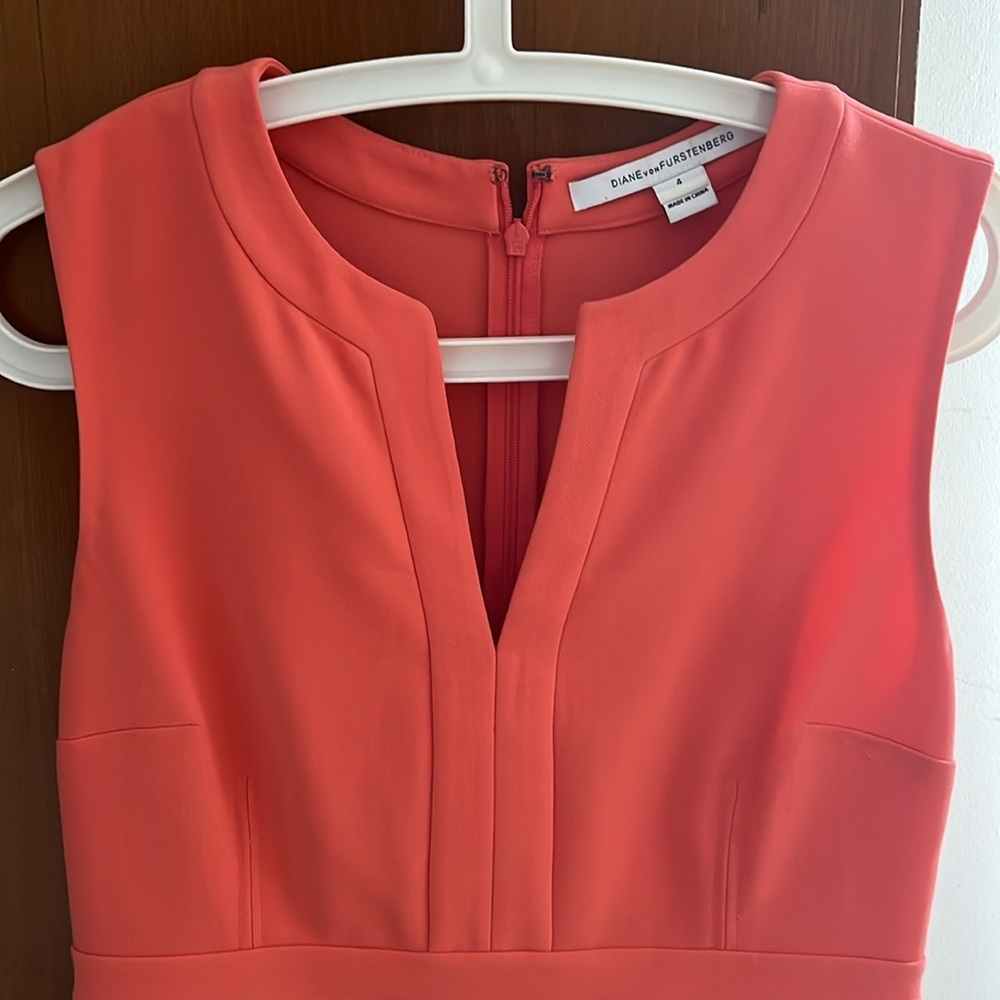 Diane von Furstenberg melon sleeveless sheath midi dress size 4 - Picture 4 of 9